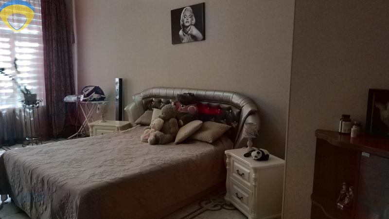 продажа трехкомнатной квартиры номер A-174318 в Приморском районе, фото номер 6